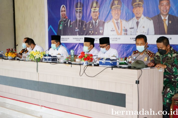 Bupati Siak Pimpin Rapat Sinkronisasi Terkait Penanganan Covid-19 dan Vaksinasi