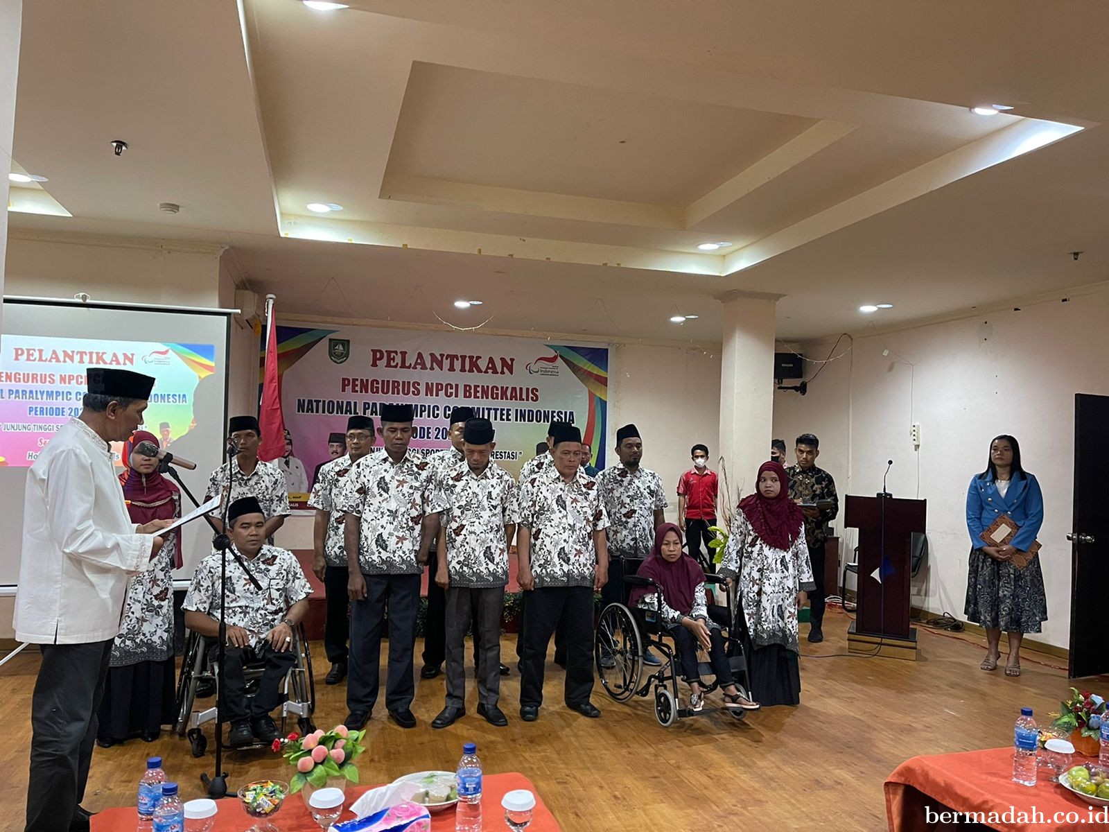 Ketua NPC Riau Lantik Pengurus National Paralympic Committe Indonesia Bengkalis