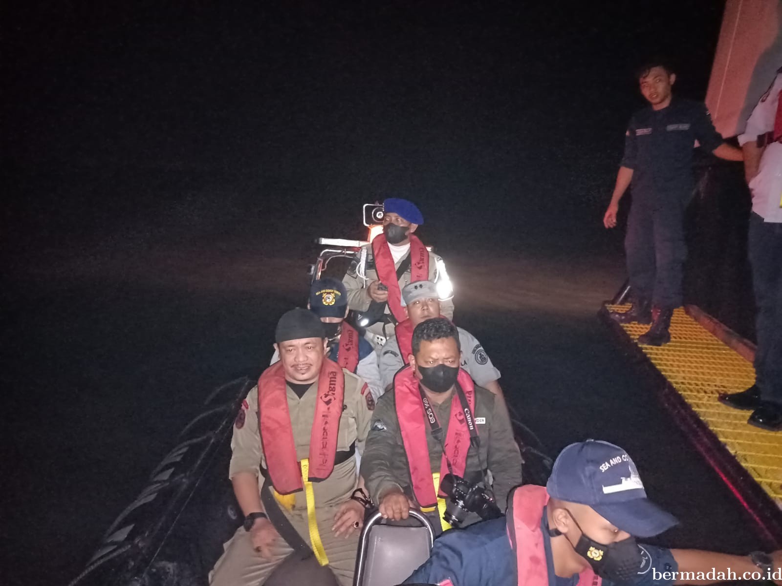 Bakamla RI Turut Patroli Tertibkan Penambang Timah Ilegal di Teluk Kelabat