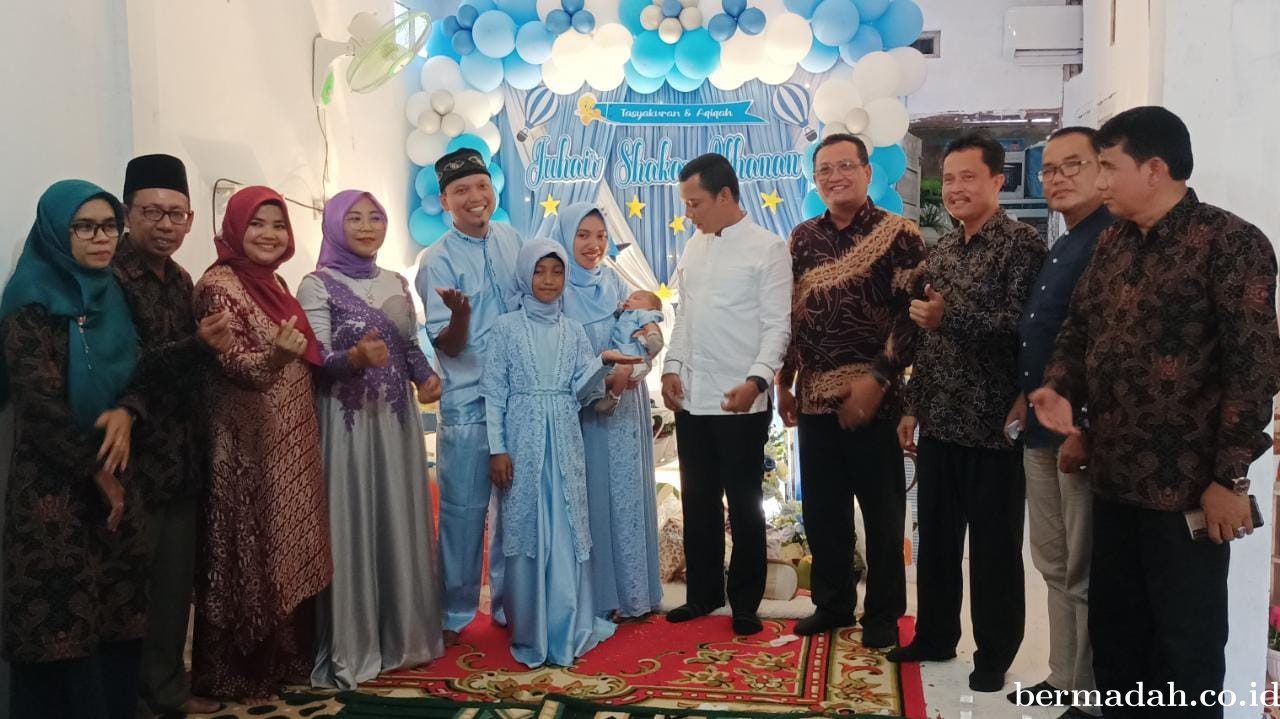 Pj Wali Kota Pekanbaru Hadiri Aqiqah Anak Ketua PK KNPI Kecamatan Kulim