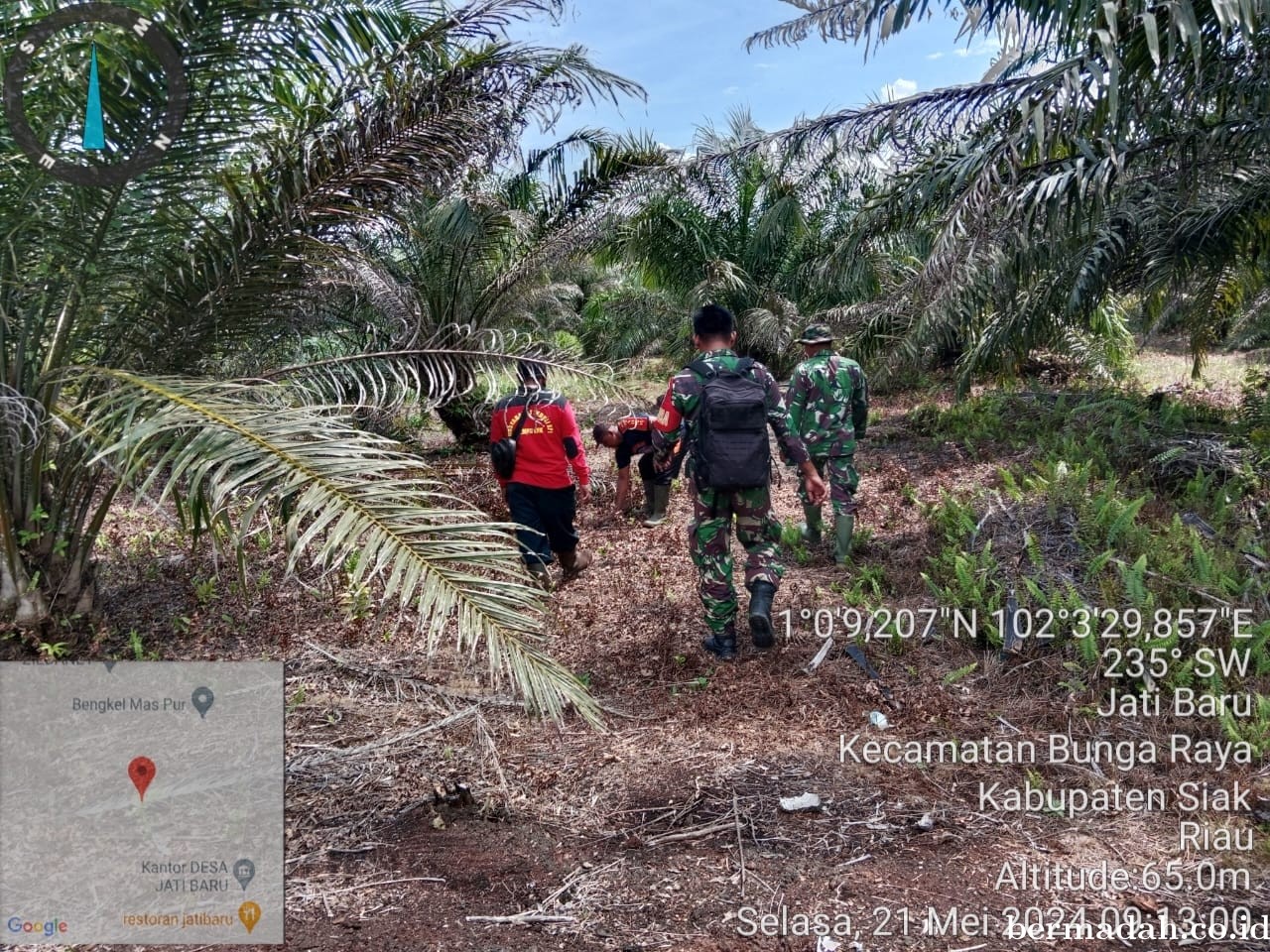 Penanggulangan Karhutla di lintas Wilayah Koramil 06/PWK Sabak Auh, Selasa 21 Mei