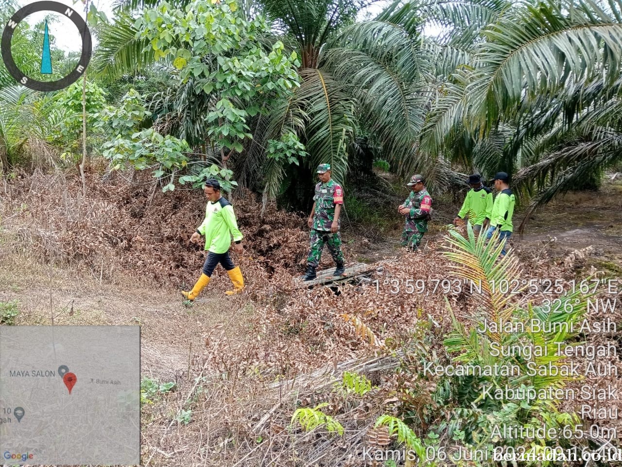 Penanggulangan Karhutla di lintas Wilayah Koramil 06/PWK Sabak Auh, Kamis 6 Juni