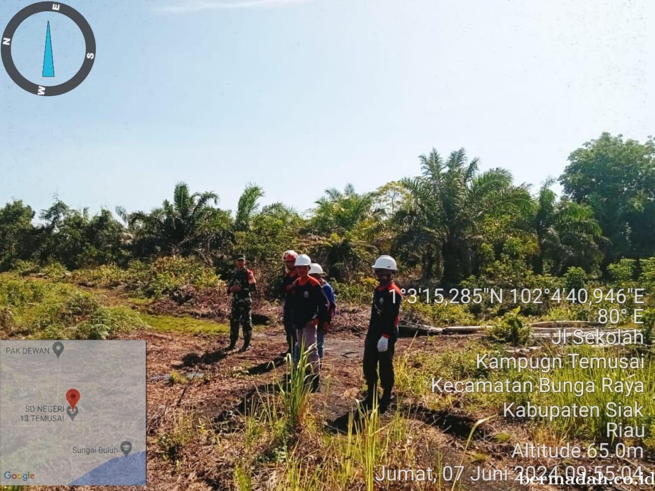 Penanggulangan Karhutla di lintas Wilayah Koramil 06/PWK Sabak Auh, Jumat 7 Juni