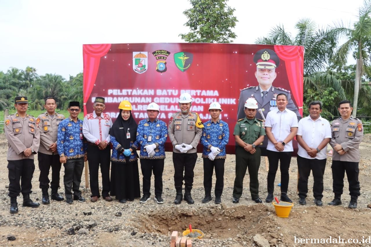 Peletakan Batu Pertama Gedung Poliklinik Polres Pelalawan oleh Kapolres AKBP Suwinto