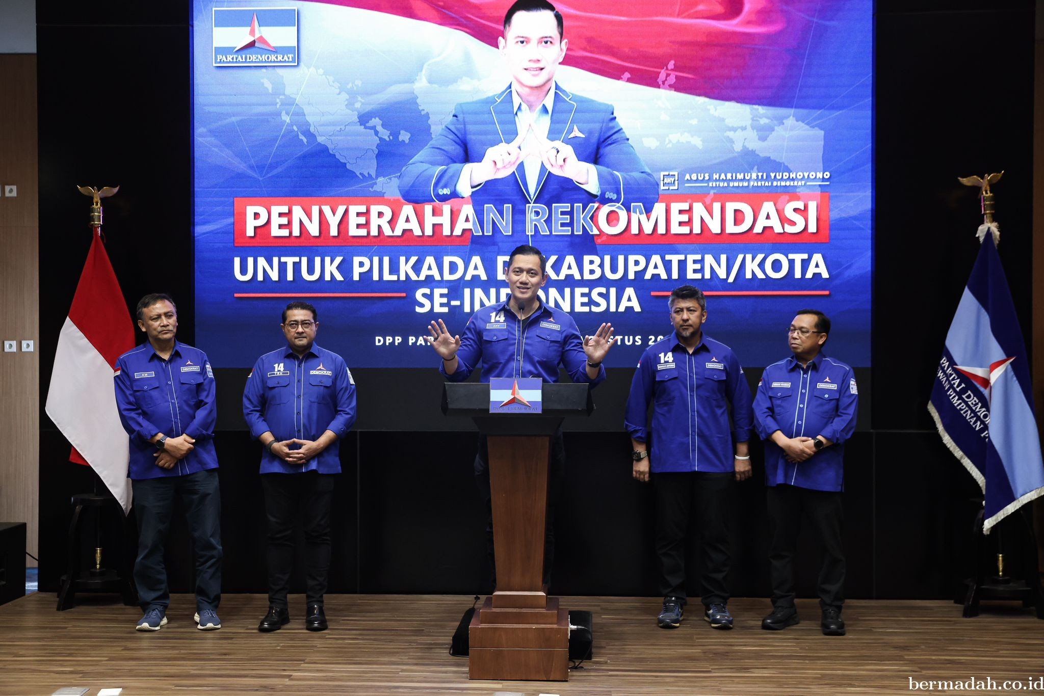 AHY: Demokrat Hormati Putusan MK, segaris dengan DPR