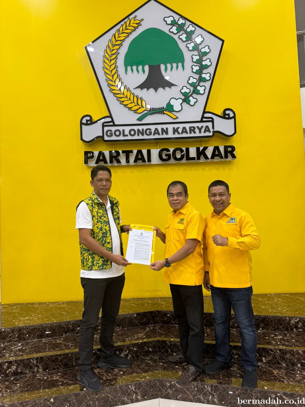 Partai Golkar Usung Pasangan Calon Bupati/Wakil Bupati Inhu Raja Haryono-Elda Suhanura