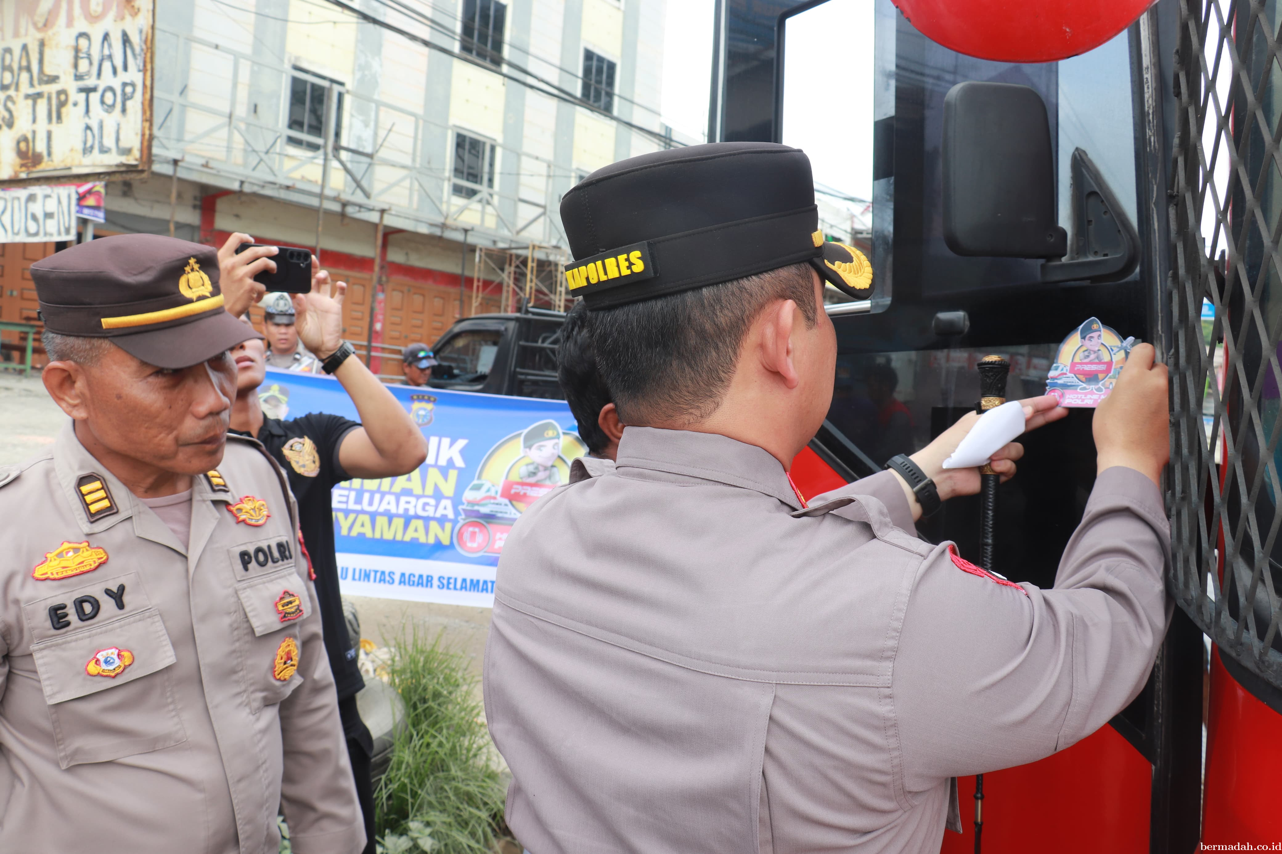 Kapolres Pelalawan Imbau Pemudik Prioritaskan Mudik Aman Keluarga Nyaman dan Hotline 110