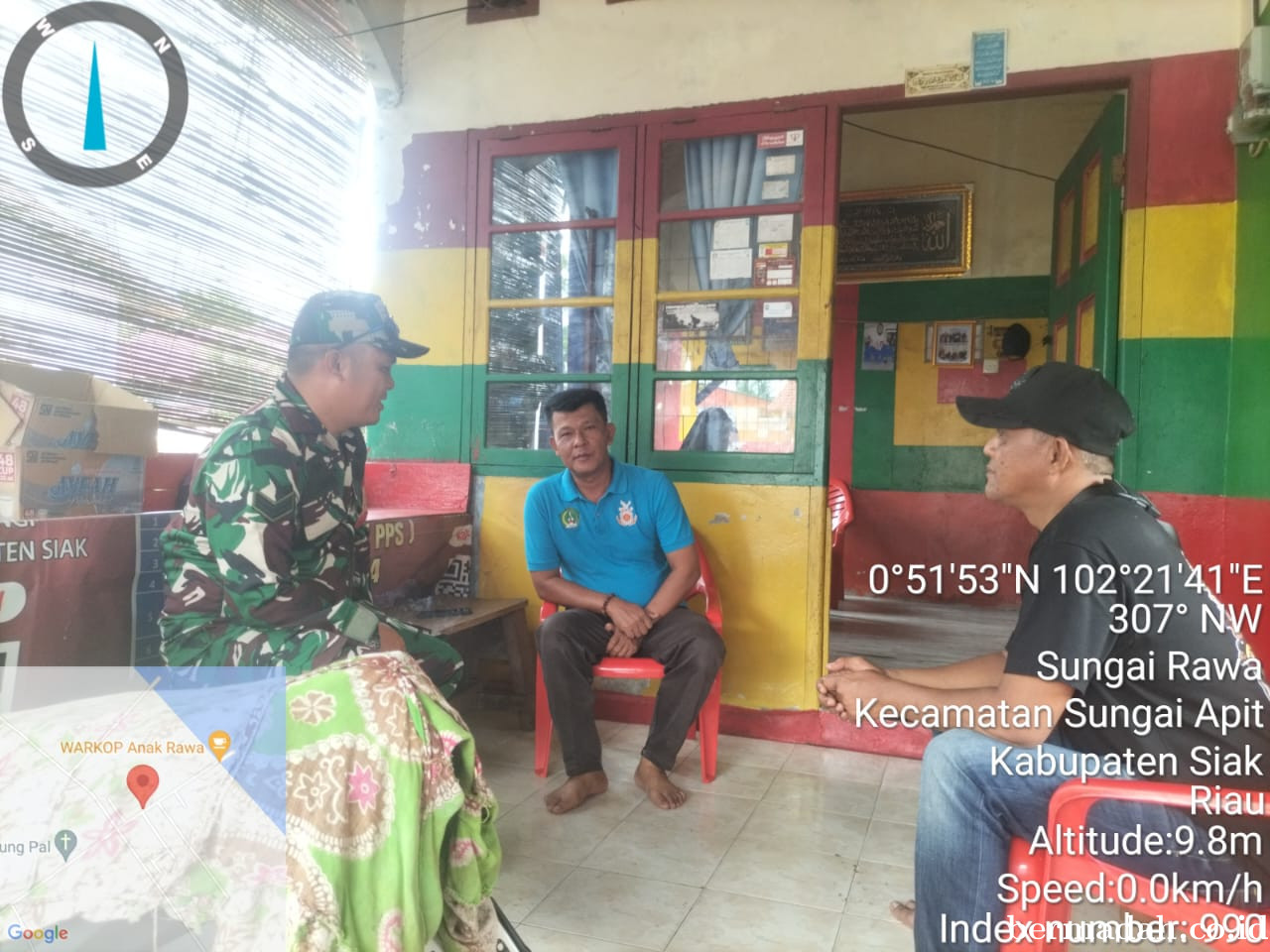 Rabu 19 Maret Babinsa Koramil 02/Sungai Apit Patroli dan Sosialisasi Pilkada Damai