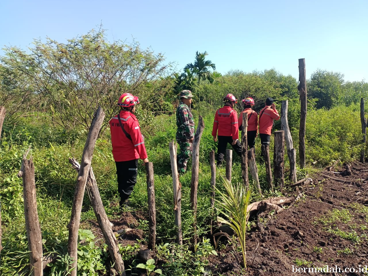 Penanggulangan Karhutla di Wilayah Koramil 02/Sungai Apit Selasa 23 September