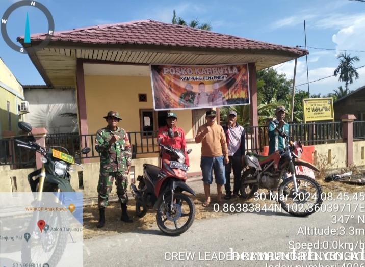 Sabtu 30 aret, Babinsa Koramil 02/Sungai Apit Sosialisasi Karhutla di Kampung Penyengat